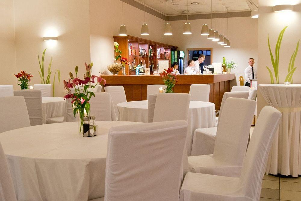 פוזנן Hotel Ior מראה חיצוני תמונה