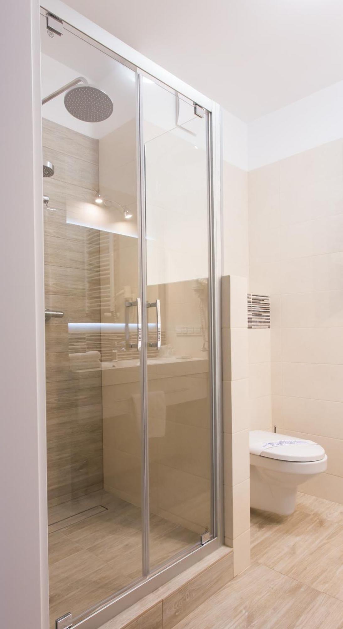 פוזנן Hotel Ior מראה חיצוני תמונה